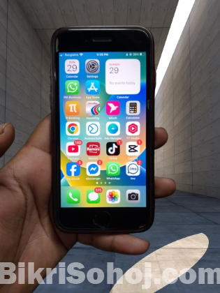 I phone 8